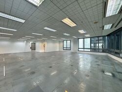 Prudential Tower (D1), Office #633270621